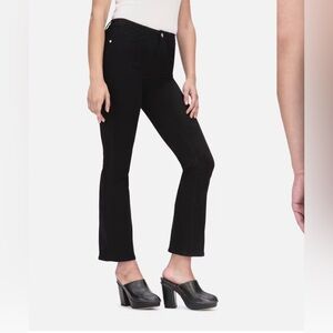 Le Crop Mini
Boot
in Film Noir size 25